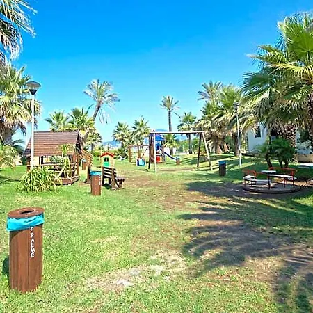 Resort Villaggio Le Palme 3*