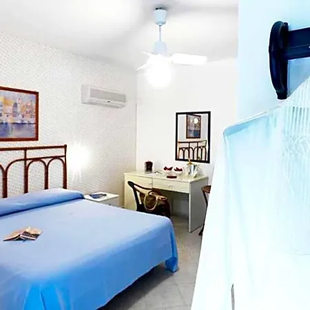 Resort Villaggio Le Palme 3*