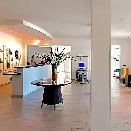 Villaggio Le Palme منتجع أسشيا