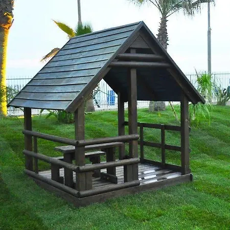 Villaggio Le Palme 3*